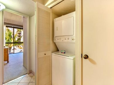 Kaanapali Luxury Two plus loft Vacation Condo
